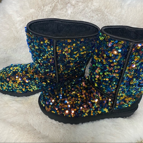 UGG - Picture 3 of 9